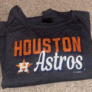 5th & Ocean Navy and White Graphic Top